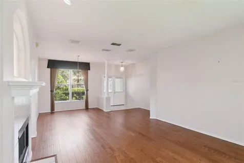 1847 Sparkling Water Circle Ocoee FL 34761