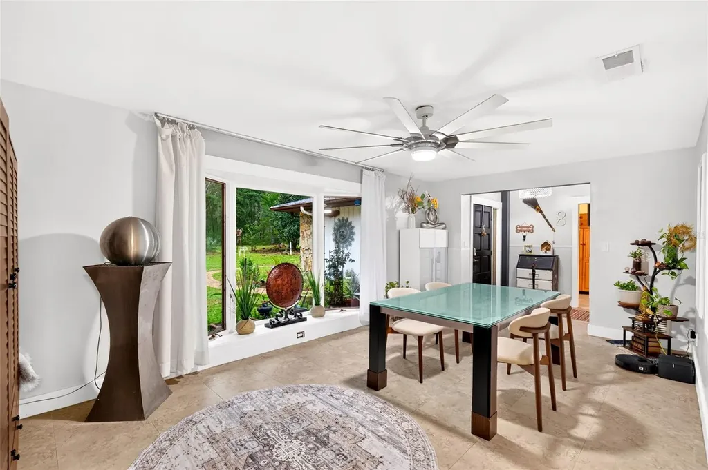 11795 SW Highway 484 Dunnellon FL 34432
