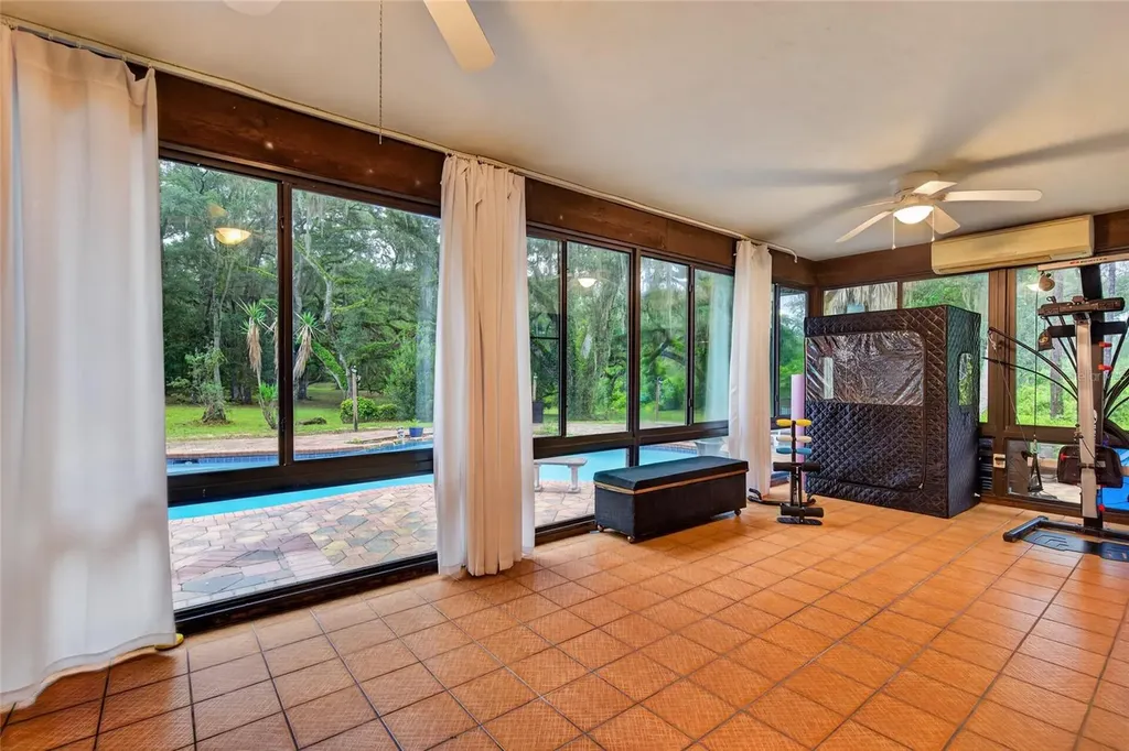11795 SW Highway 484 Dunnellon FL 34432