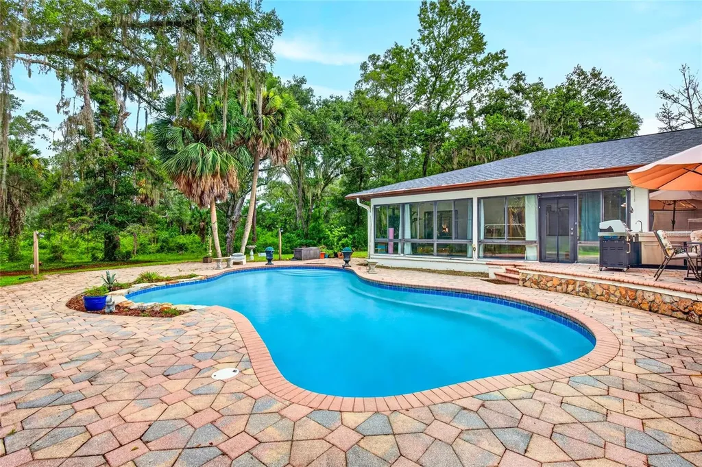 11795 SW Highway 484 Dunnellon FL 34432
