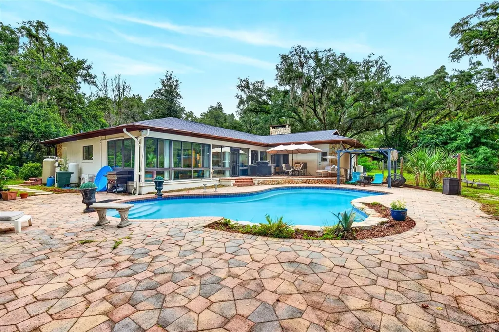 11795 SW Highway 484 Dunnellon FL 34432