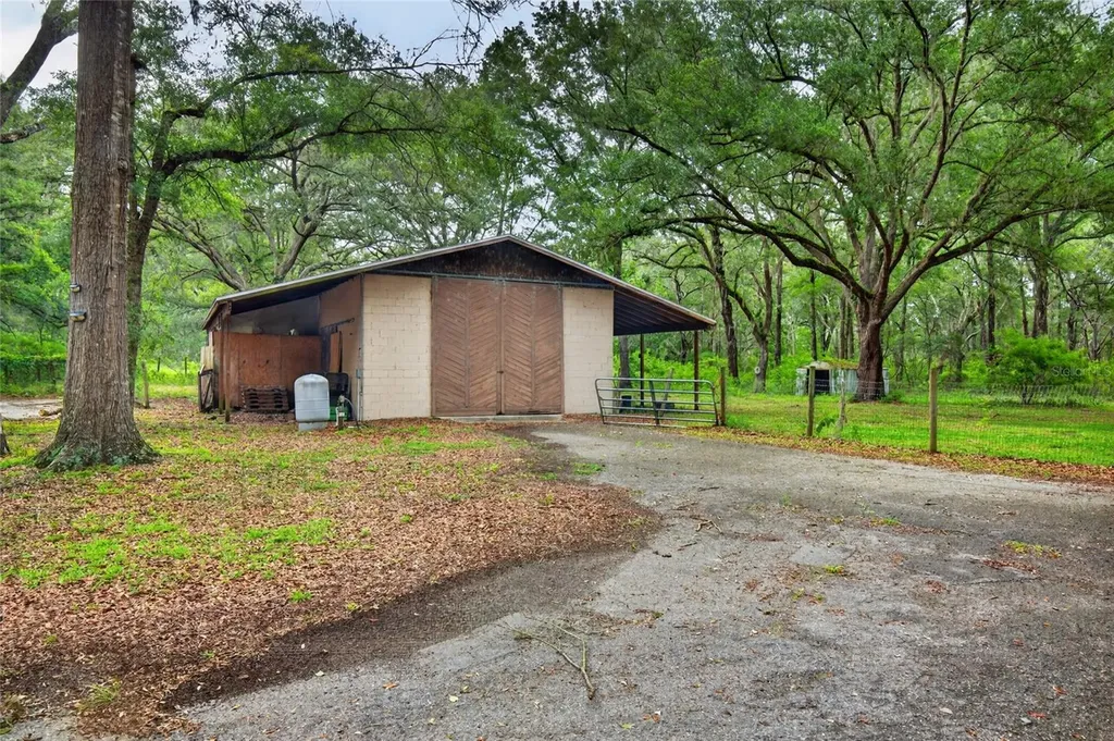 11795 SW Highway 484 Dunnellon FL 34432