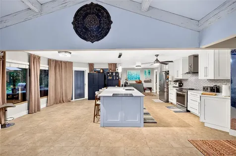 11795 SW Highway 484 Dunnellon FL 34432