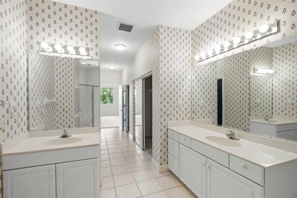 3954 Hamilton Club Circle Sarasota FL 34242