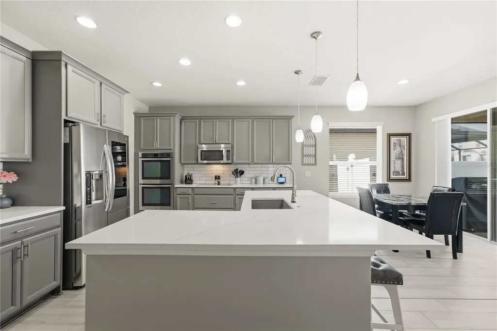 1114 Fountain Coin Loop Orlando FL 32828