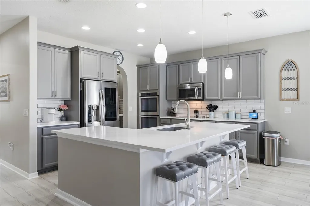 1114 Fountain Coin Loop Orlando FL 32828