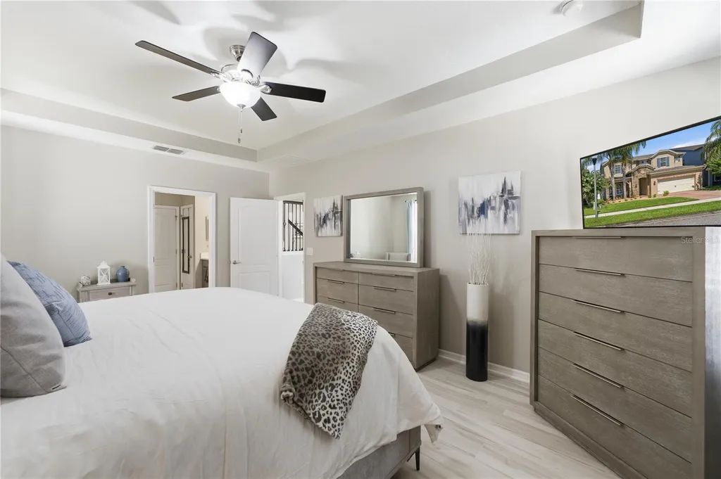 1114 Fountain Coin Loop Orlando FL 32828