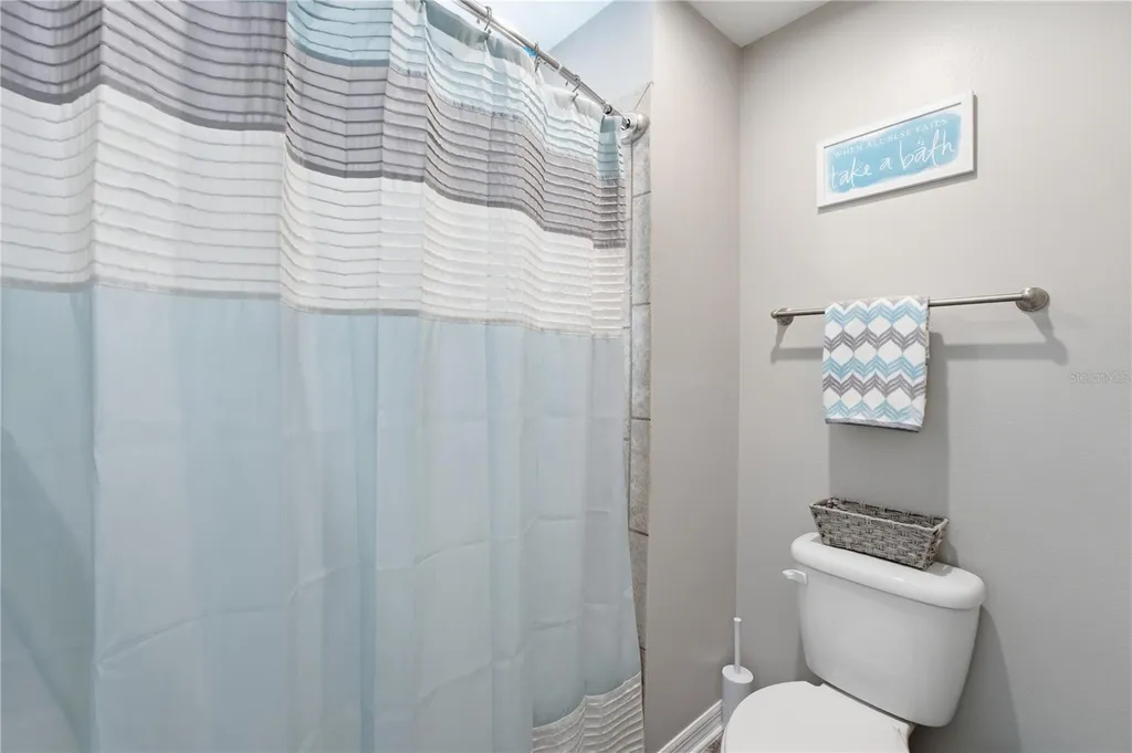 1114 Fountain Coin Loop Orlando FL 32828