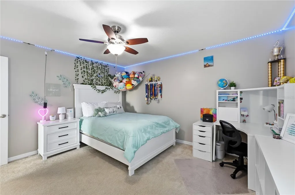 1114 Fountain Coin Loop Orlando FL 32828