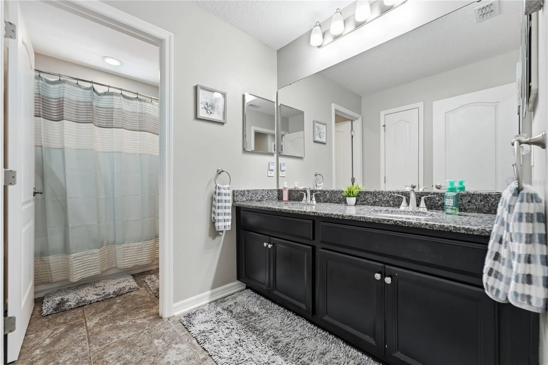 1114 Fountain Coin Loop Orlando FL 32828