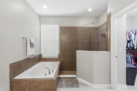 1114 Fountain Coin Loop Orlando FL 32828