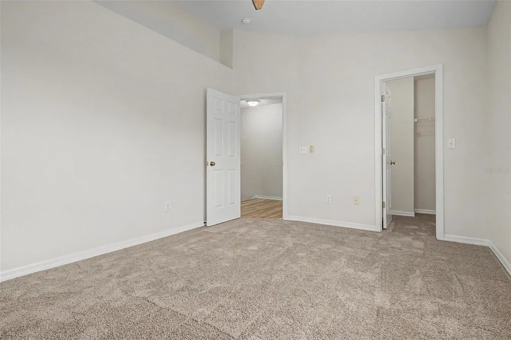 12216 Country White Circle Tampa FL 33635