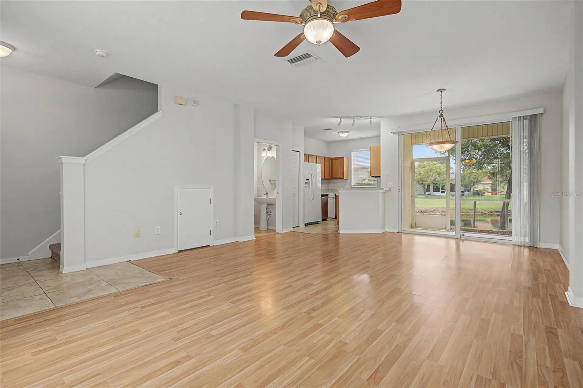 12216 Country White Circle Tampa FL 33635