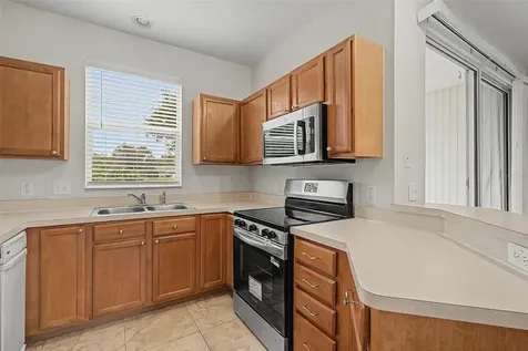 12216 Country White Circle Tampa FL 33635