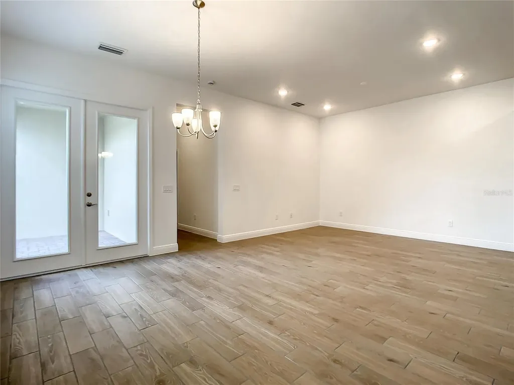 652 Kimber Lane Debary FL 32713