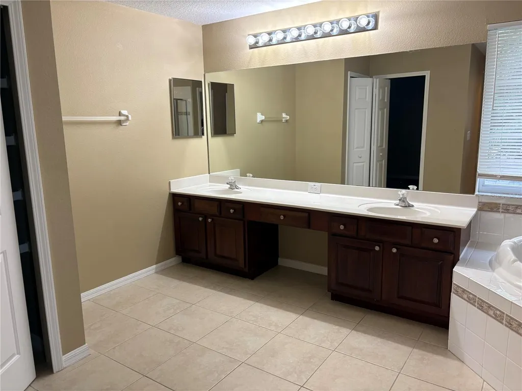 2830 Pankaw Lane Valrico FL 33596