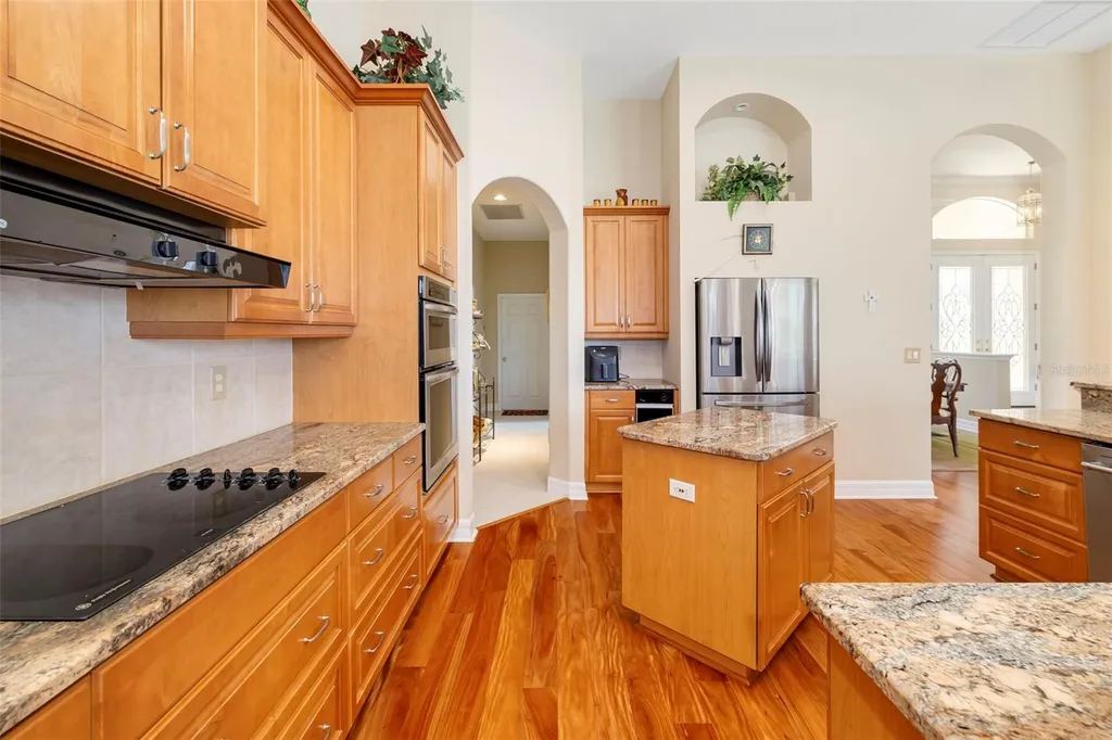 2528 Tom Morris Drive Sarasota FL 34240