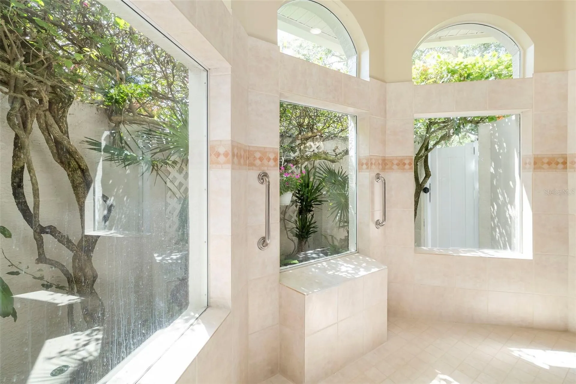 2528 Tom Morris Drive Sarasota FL 34240