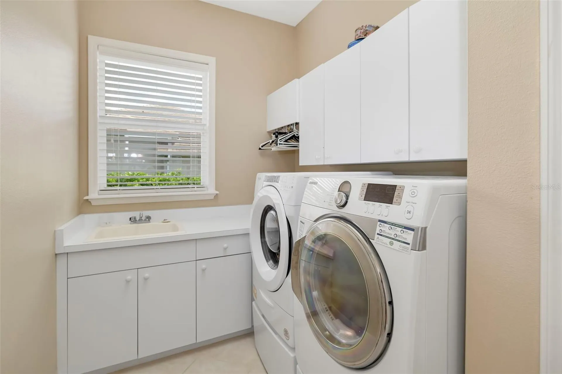 2528 Tom Morris Drive Sarasota FL 34240