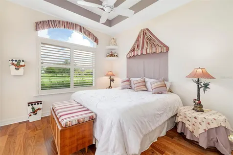 2528 Tom Morris Drive Sarasota FL 34240