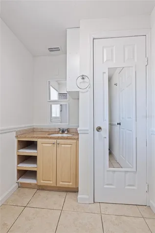 3005 W Kathleen Street Tampa FL 33607