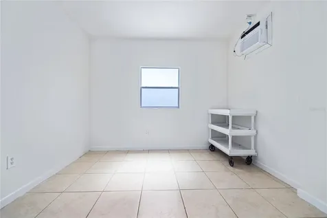 3005 W Kathleen Street Tampa FL 33607
