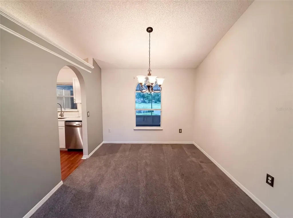 29 Valencia Circle Debary FL 32713