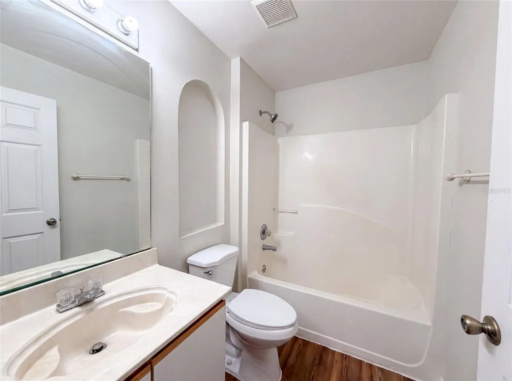 29 Valencia Circle Debary FL 32713