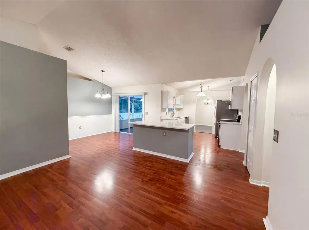 29 Valencia Circle Debary FL 32713