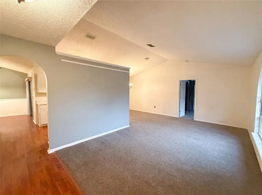 29 Valencia Circle Debary FL 32713