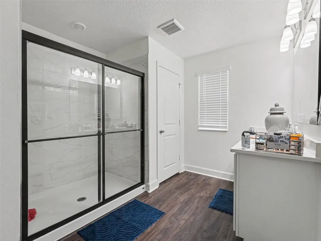 905 Overpool Avenue Davenport FL 33896