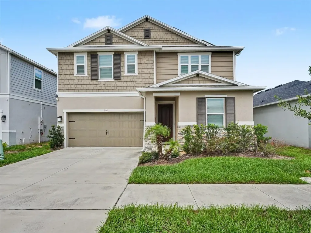 905 Overpool Avenue Davenport FL 33896