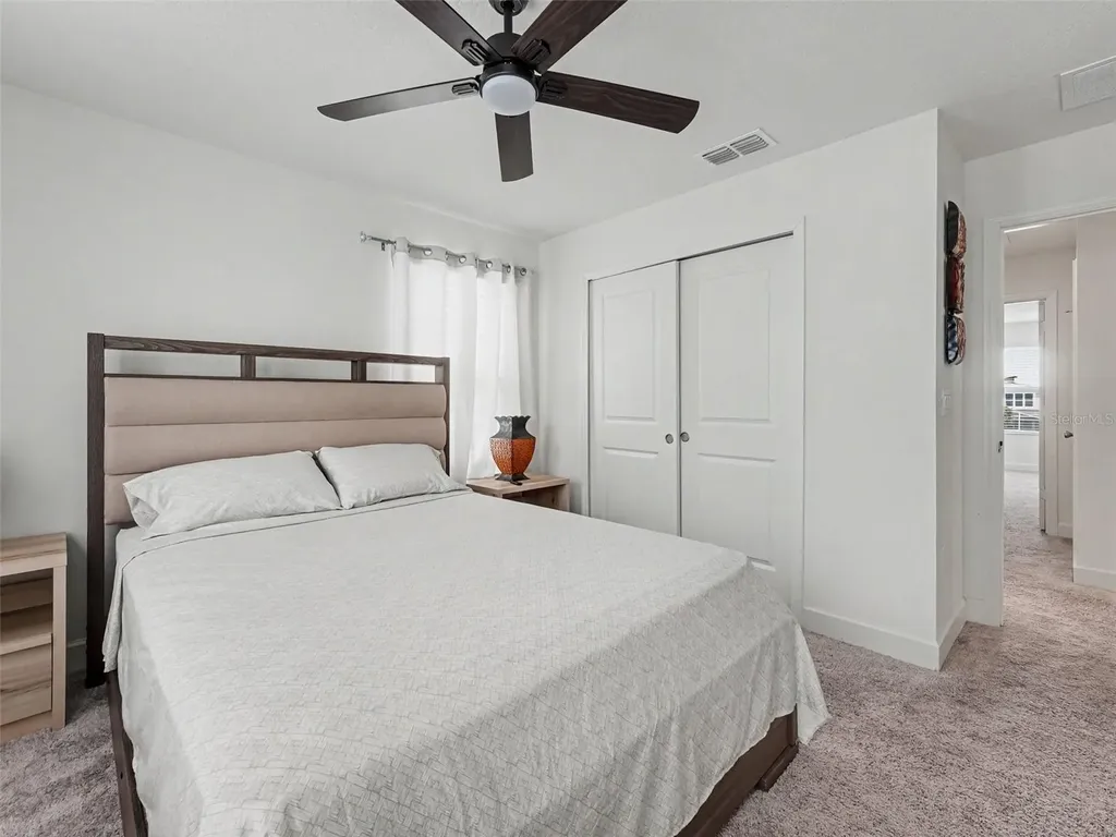 905 Overpool Avenue Davenport FL 33896