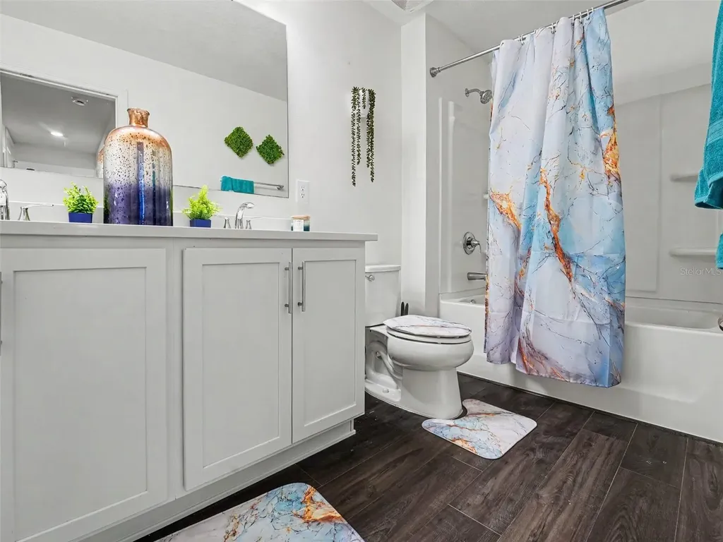 905 Overpool Avenue Davenport FL 33896