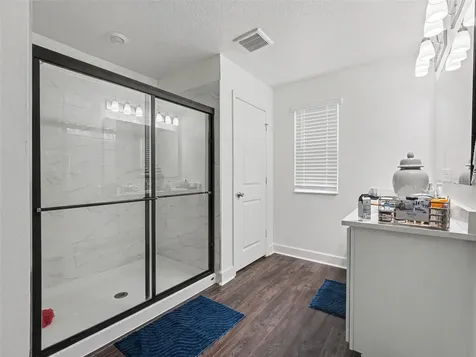 905 Overpool Avenue Davenport FL 33896