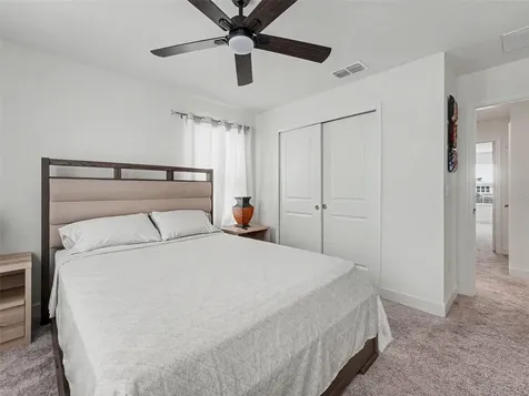 905 Overpool Avenue Davenport FL 33896