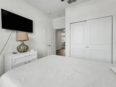 905 Overpool Avenue Davenport FL 33896