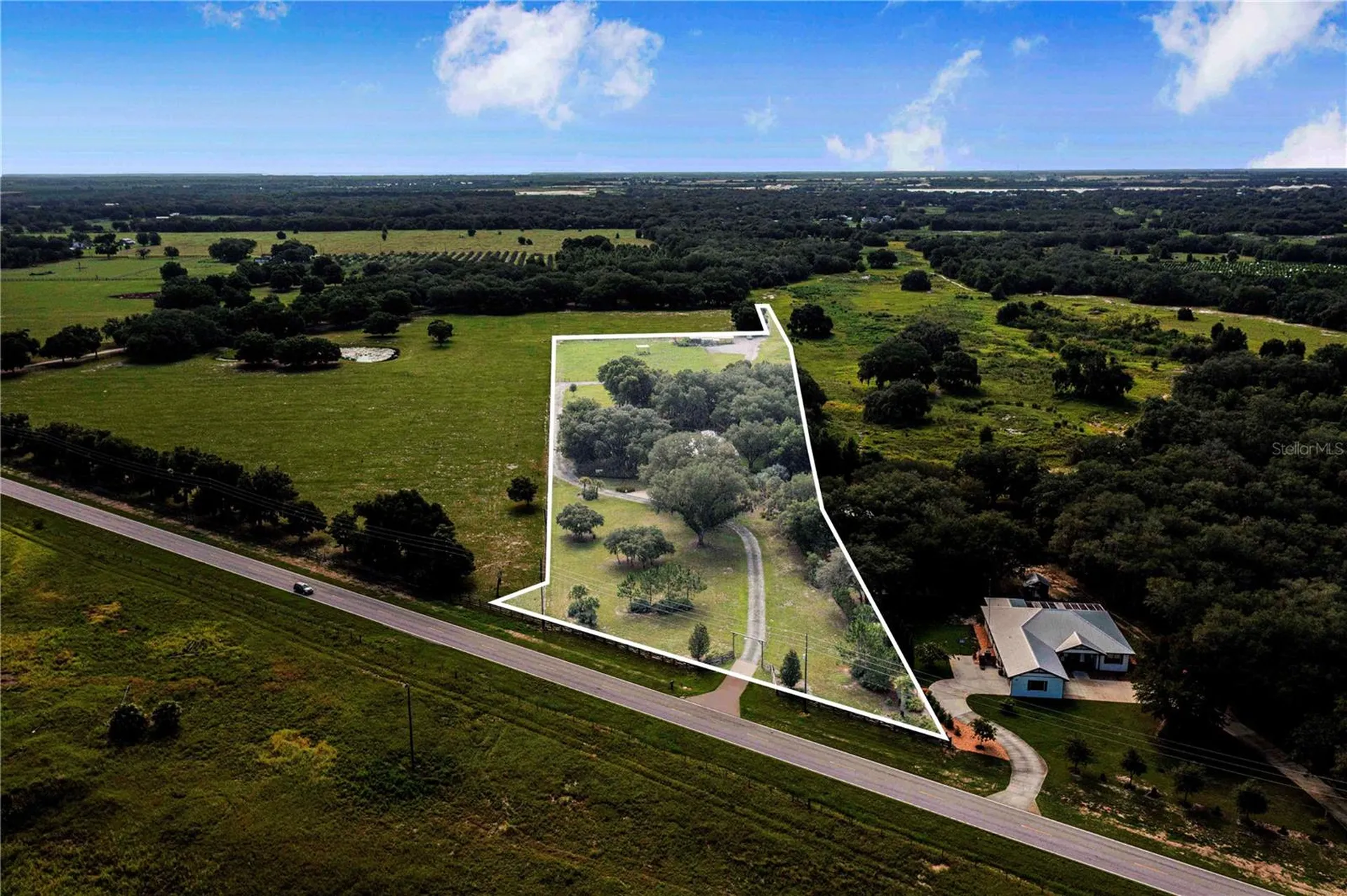 2424 Burns Avenue Lake Wales FL 33898