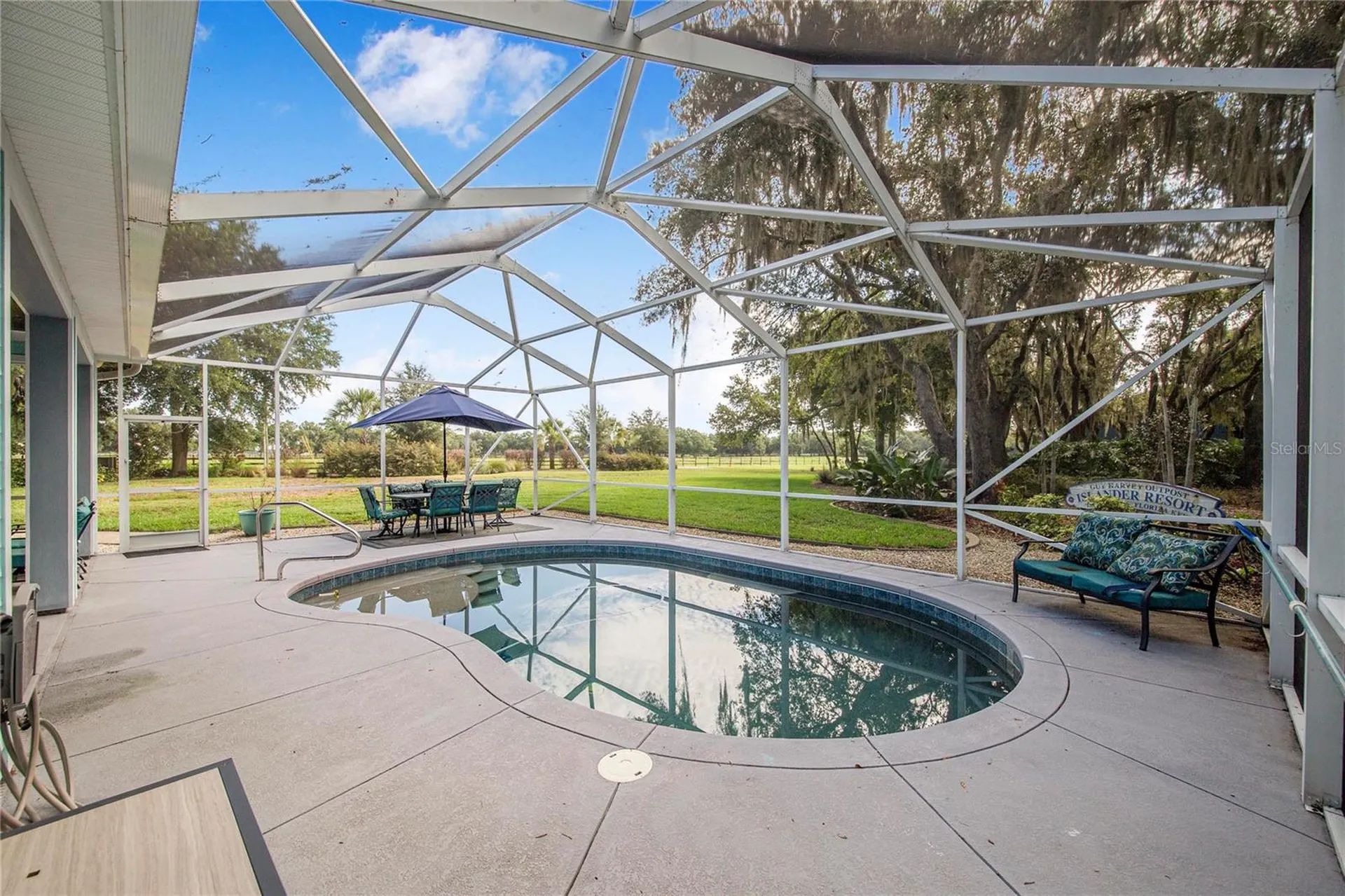 2424 Burns Avenue Lake Wales FL 33898