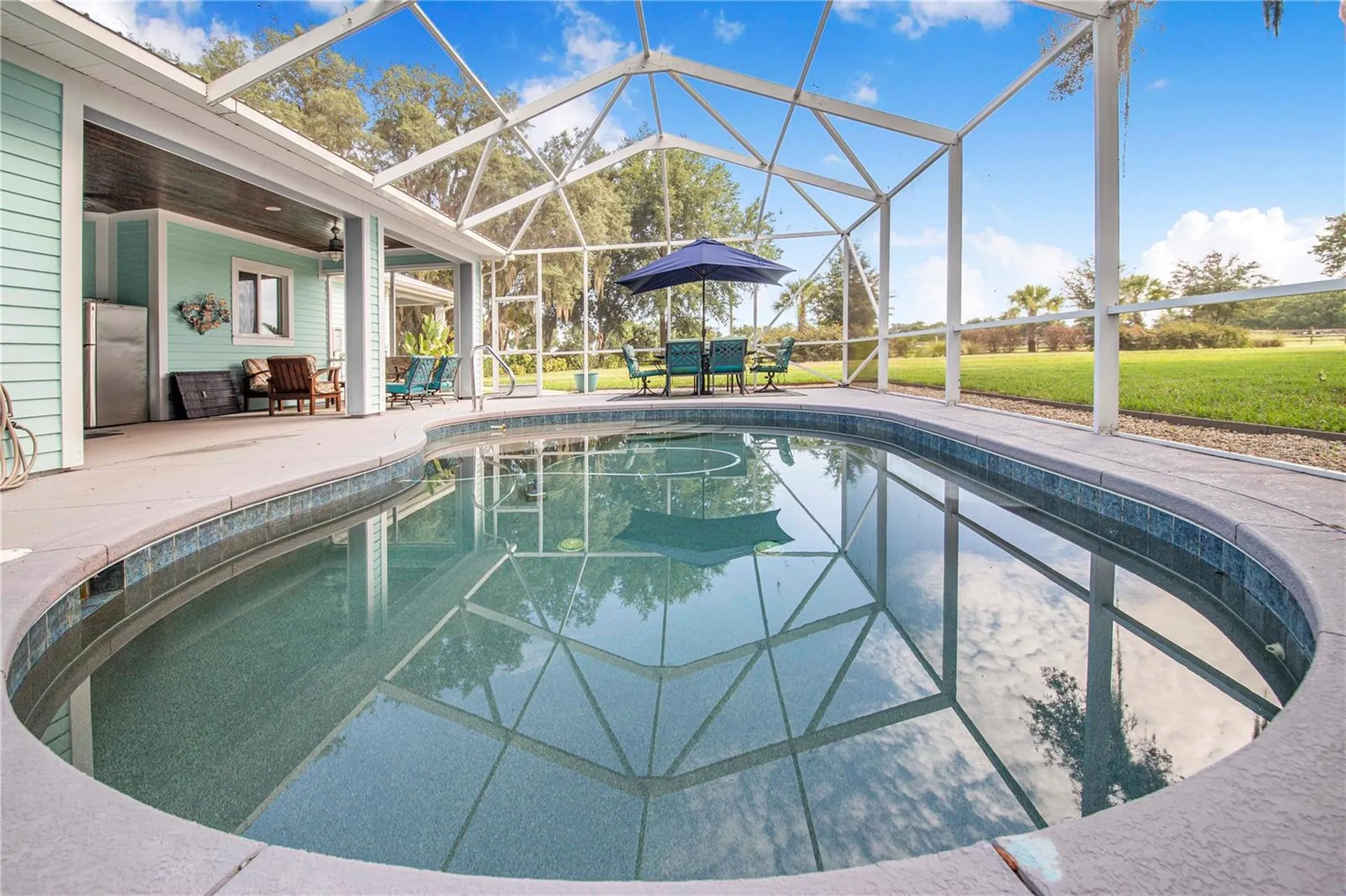 2424 Burns Avenue Lake Wales FL 33898