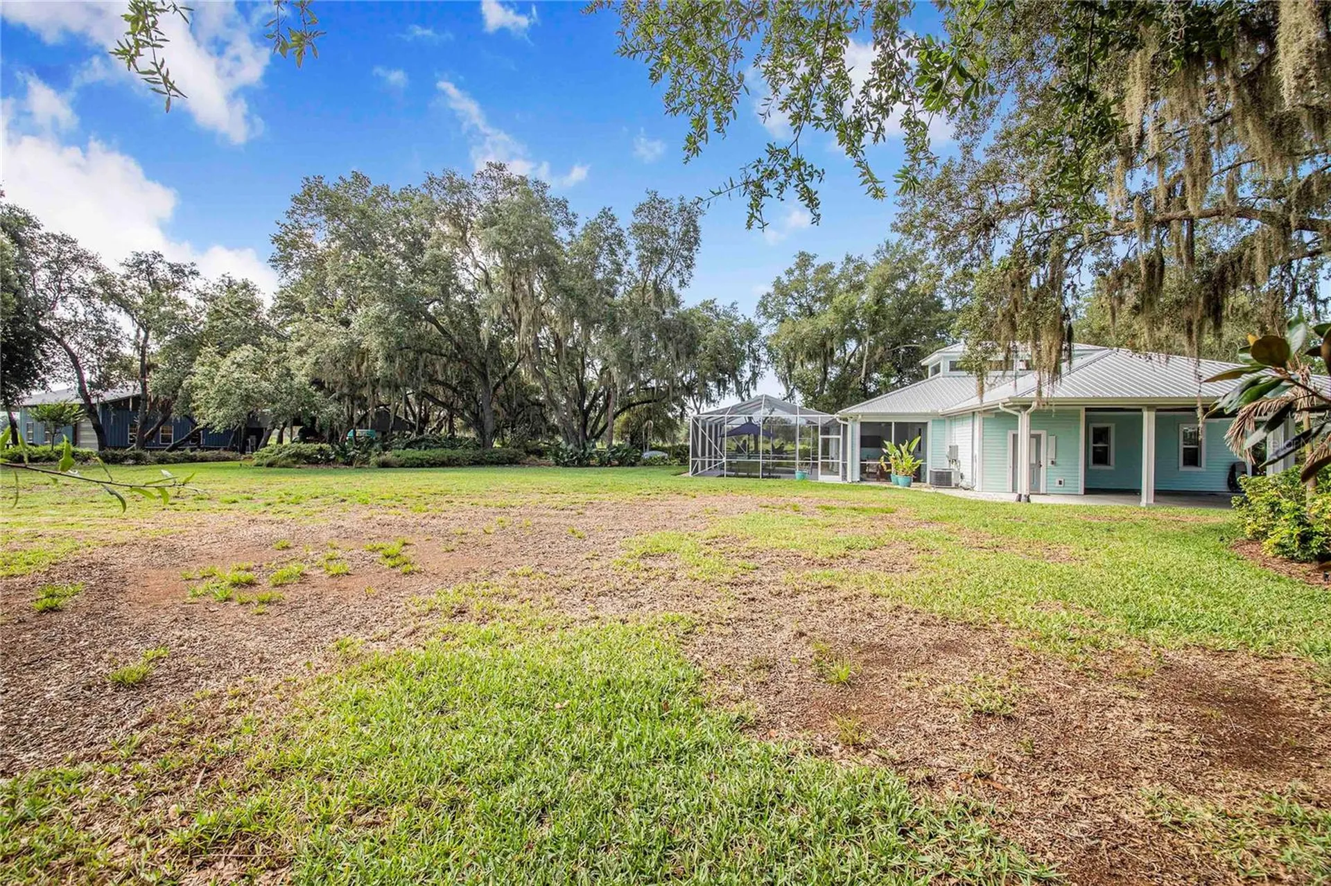 2424 Burns Avenue Lake Wales FL 33898