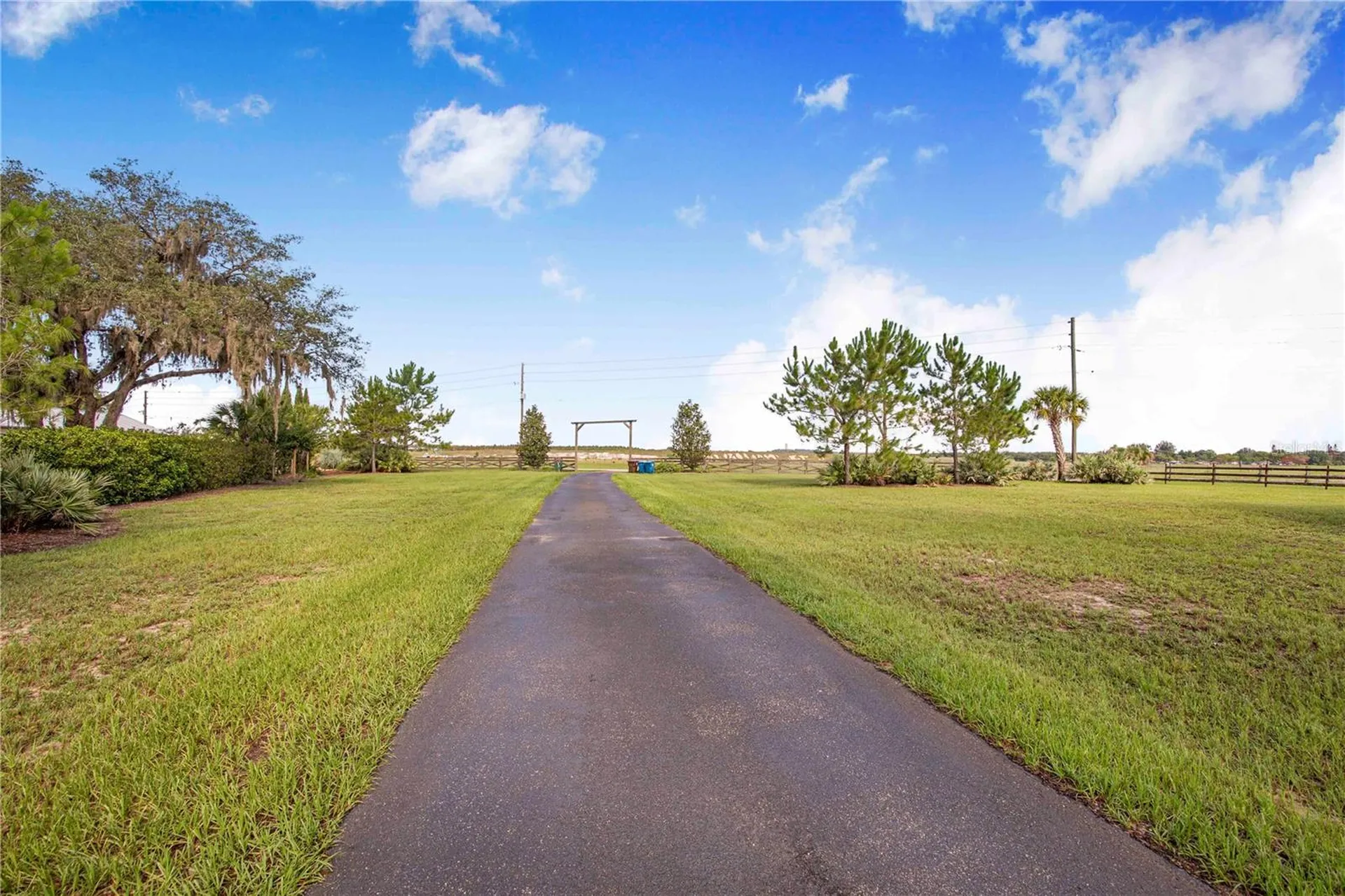 2424 Burns Avenue Lake Wales FL 33898