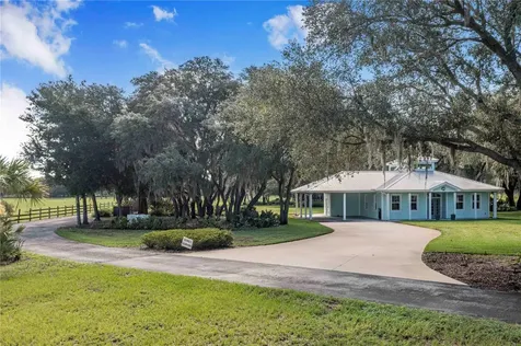 2424 Burns Avenue Lake Wales FL 33898