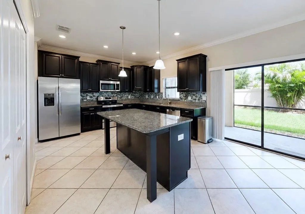 9924 Smarty Jones Drive Ruskin FL 33573