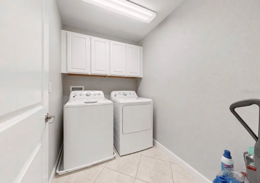 9924 Smarty Jones Drive Ruskin FL 33573