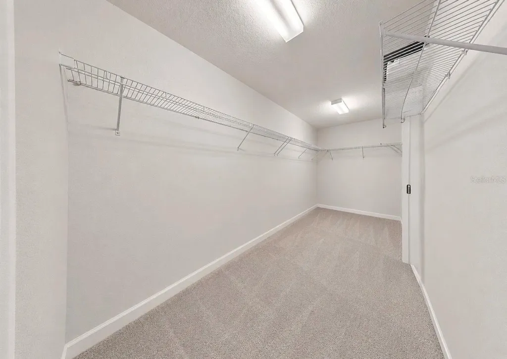 9924 Smarty Jones Drive Ruskin FL 33573