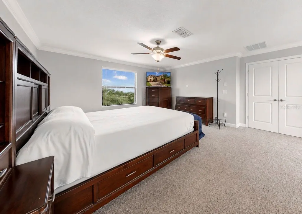 9924 Smarty Jones Drive Ruskin FL 33573