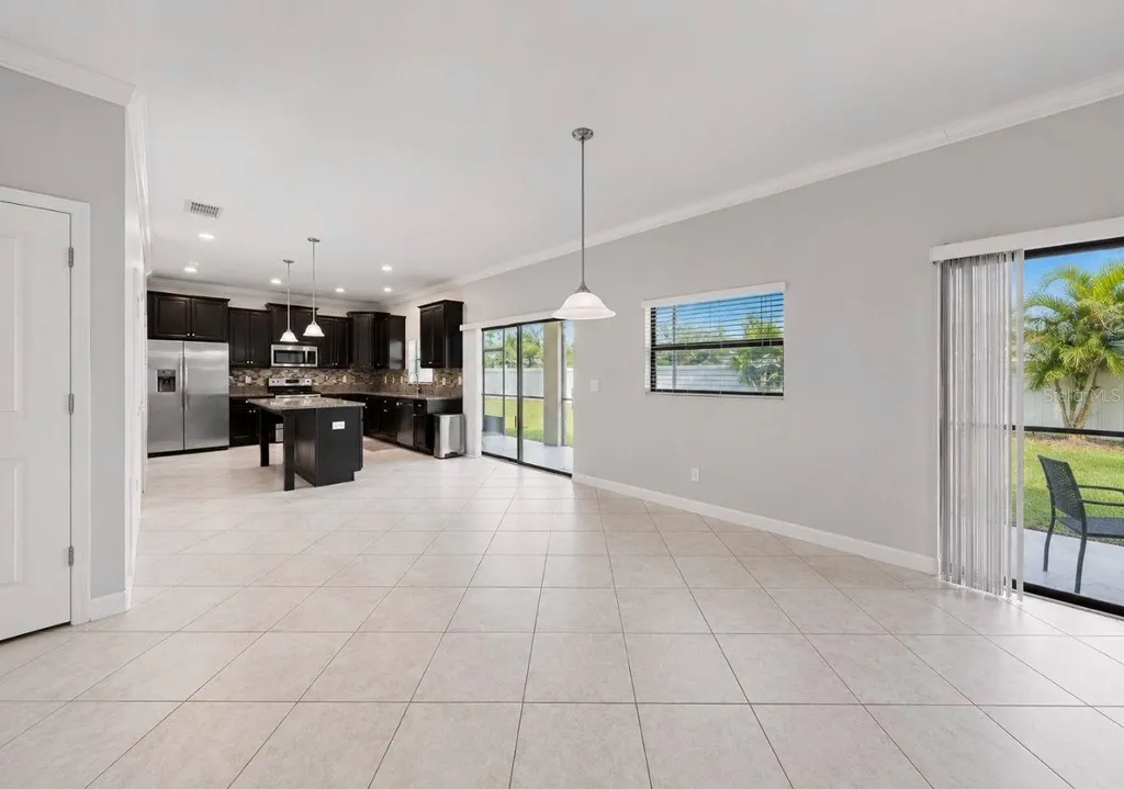 9924 Smarty Jones Drive Ruskin FL 33573