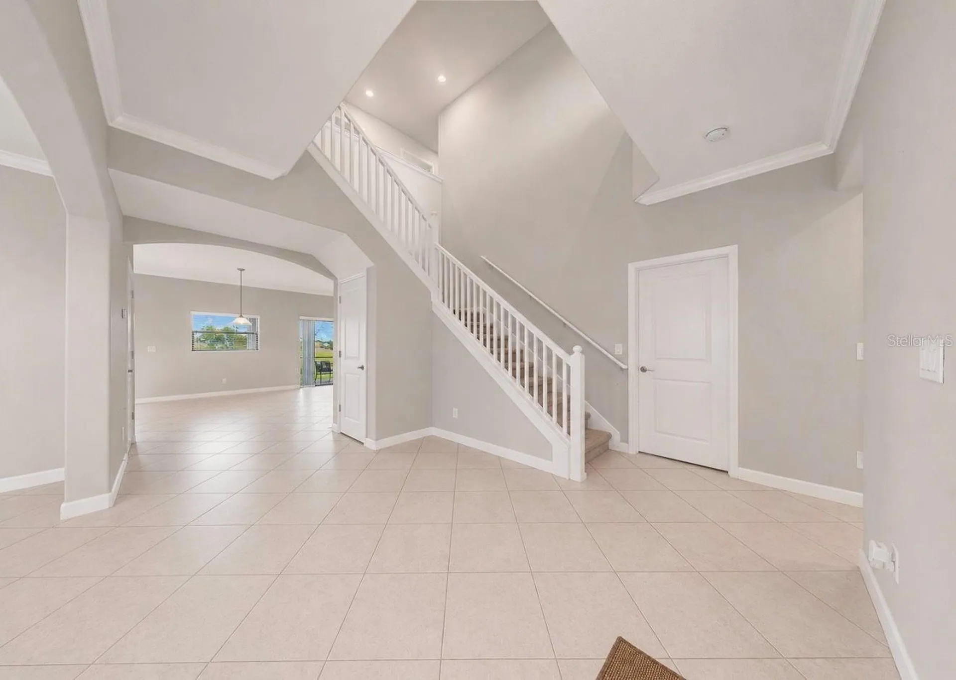 9924 Smarty Jones Drive Ruskin FL 33573