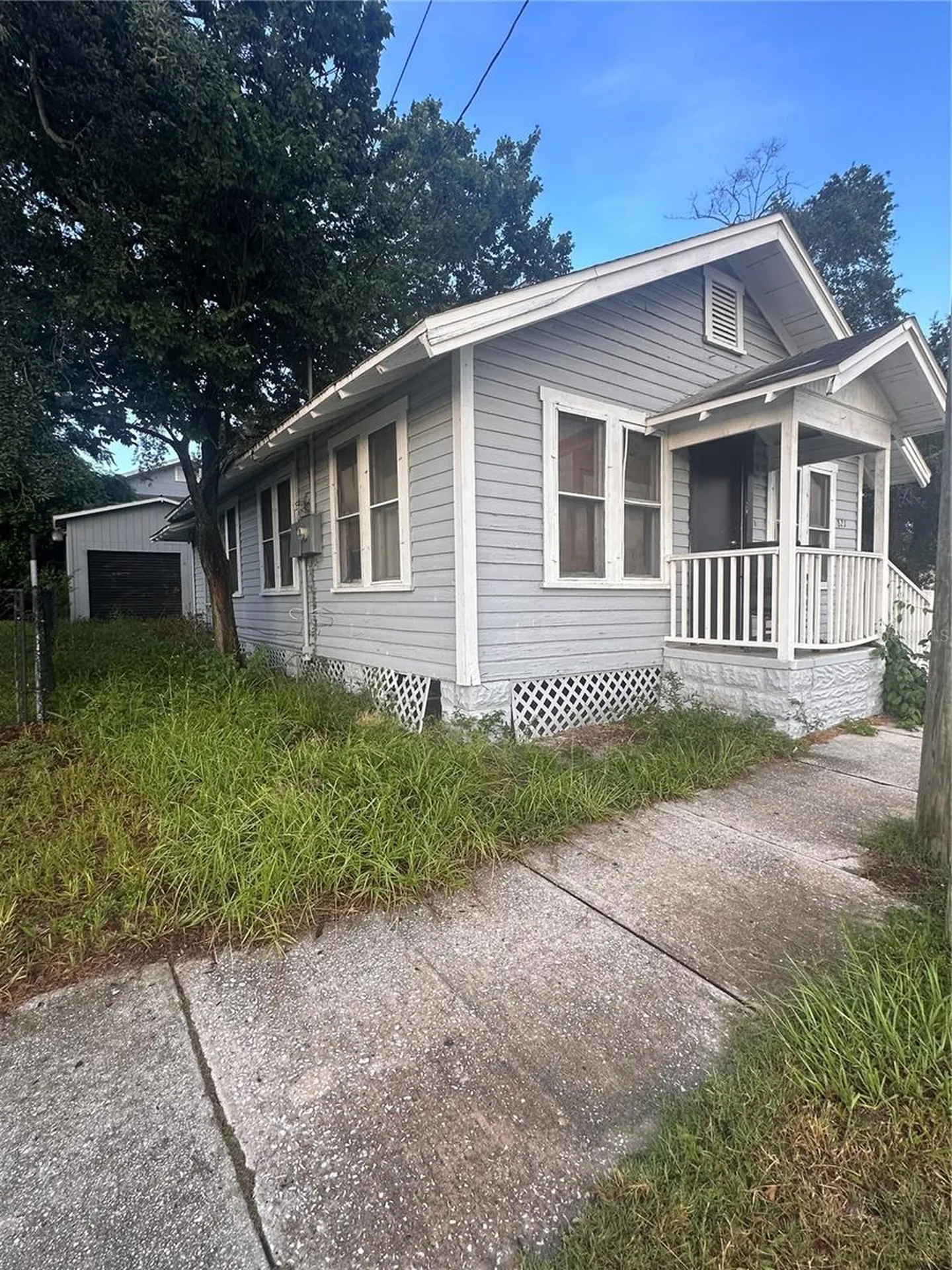 821 N Ridgewood Avenue Daytona Beach FL 32114